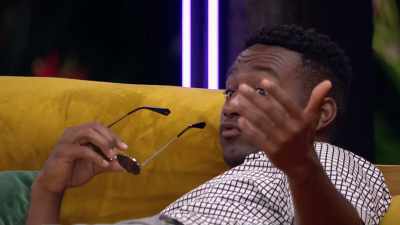 ARE THEY BOTH -- BOTH TOLD ME
BLATANTLY THAT THEY'RE INTO ME. - Love Island