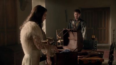 Are those the things
antoine gave you? - Reign