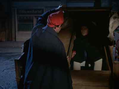 - Are we through the gates?
- So far, so good. - The Time Tunnel