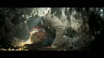 - Are you trying to break my leg again? - Stardust