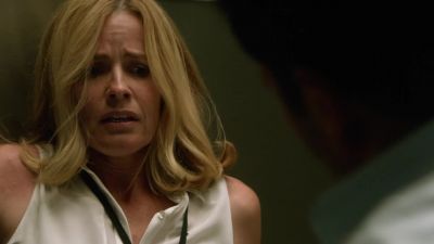 Are you...
Yeah, I'm okay. - CSI: Crime Scene Investigation