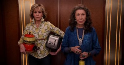 Aren't you coming? - Grace and Frankie