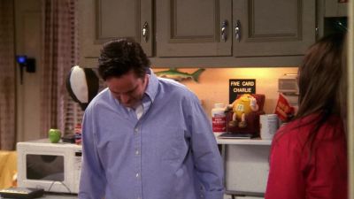 -Aren't you dressed yet?
-Am I naked again? - Friends