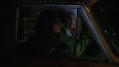 - Aren't you gonna go?
- No, thanks. - Friends