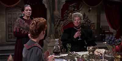 Aren't you having any soup? - The Brides of Dracula