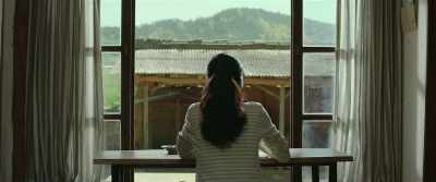 Aren't you scared to live there
with no cameras or door locks? - Little Forest