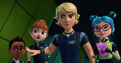 Aren't you supposed to be slinging
guacamole on suspension? - Spy Kids: Mission Critical