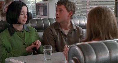 Aren't there a million places like this - Ghost World
