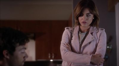 (Aria)
'That's it? That's the book?' - Pretty Little Liars