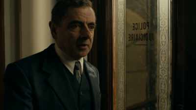 Arlette, please, take my card, - Maigret in Montmartre