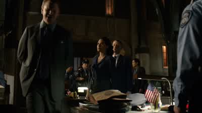 Arnold Flass, you're under arrest for murder. - Gotham