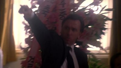 Aronson, this one! - Lie to Me