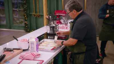 Around the holidays
is when people expect sweets - Baking It