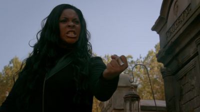 Arracher soti je. - The Originals