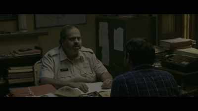 Arresting someone for a
non-cognizable offence without a warrant - 12th Fail