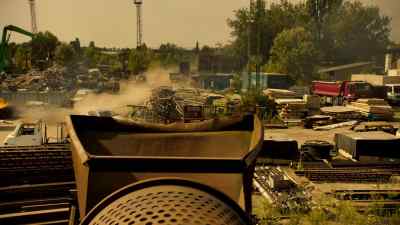 Arriving at last known location. - Strike Back