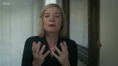 Arthur's attention was caught by one
particular tutor - - Killing Sherlock: Lucy Worsley on the Case of Conan Doyle