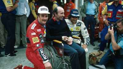 As a team owner,
you can't want better. - Williams & Mansell: Red 5
