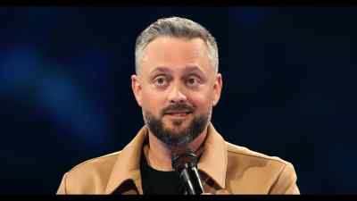 "As an actuary, you don't know
what that bird is right there?" - Your Friend, Nate Bargatze