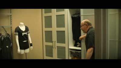 As you can see,
we got lots of different gear here. - Untold: Hall of Shame