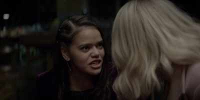 AS DO YOU BECAUSE
YOU'RE DEAD. - Batwoman