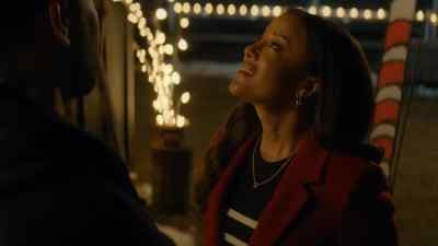 As if enough memories haven't
already been flooding back. - Christmas Under the Lights