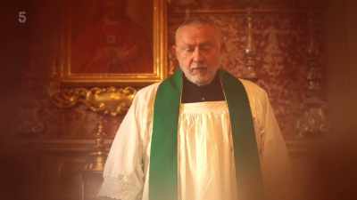 As Father Donadieu came
back into the church, - The Madame Blanc Mysteries