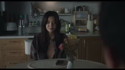 As her sister, I didn’t know she had a boyfriend. - Noise