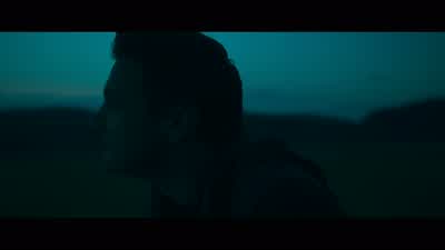As I watch you steer us around these communication trapsthat I didn't even know existedit's like WhatI guess that's why I'm singleTrust me you can understand communicationand still end up single - Arrival