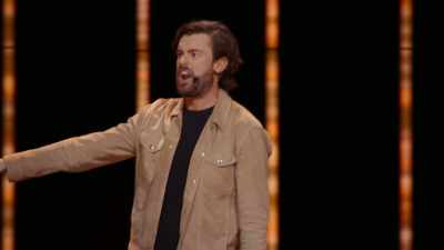 As if to say,
"We wouldn't want anyone looking over here - Jack Whitehall: Settle Down