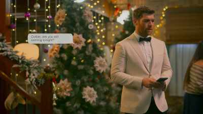 As you know, our Holly Ball
is held every year - Designing Christmas with You