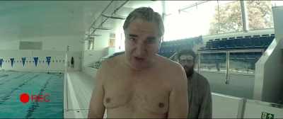 As man faces
the vicissitudes of time - Swimming with Men