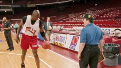 As Michael Jordan and the Bulls - The Last Dance