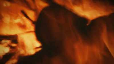 AS PUNISHMENT,
HE WAS BURNED AT THE STAKE. - Lost Relics of the Knights Templar