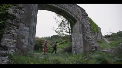 As soon as I've got her, I'll come back
through and close the window. - His Dark Materials
