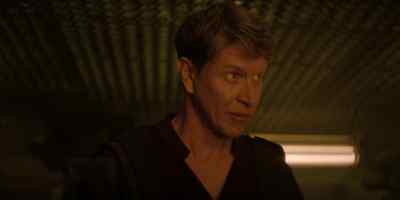 As soon as the Emperor
makes his appearance
at the High Council, - Dune: Prophecy