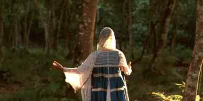 As the Queen entered the trees, - Little Buddha