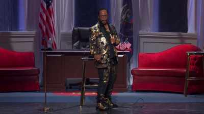 [as Ving Rhames] "Don't you even think
about coming in here." - Katt Williams: Great America
