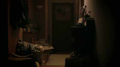 As we walked up the stairs, - The Cleveland Kidnappings