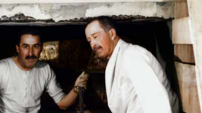 As they went down the steps, - Tutankhamun: Secrets of the Tomb