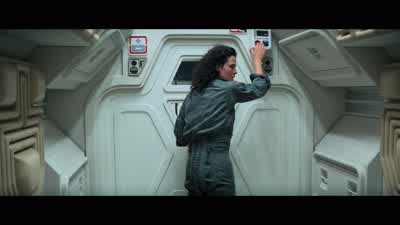Ash, open the door. - Alien