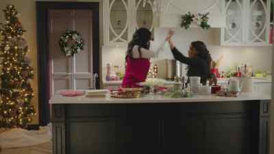 Ash! So good! - Unwrapping Christmas: Mia's Prince
