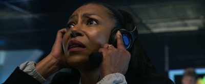 -Ashlaya... -Jutta! - War of the Worlds: Annihilation