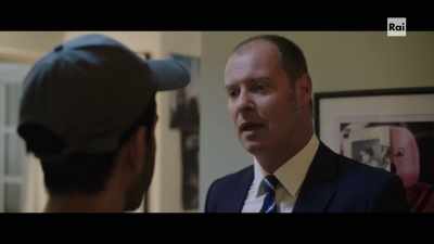 - Asia did not tell you I'm also an actor? 
- Not really. - Bangla