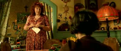 Ask Collignon, the grocer.He's lived here all his life. - Amélie