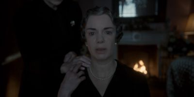 Ask my daughters to come and see me. - The Crown