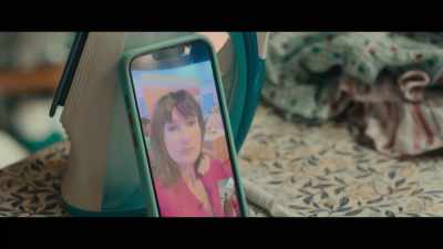 Ask her... [gasps] - Bridget Jones: Mad About the Boy