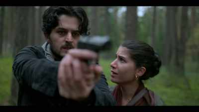 [ASKS A QUESTION IN PASHTO] - Young Wallander
