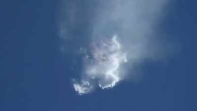 At 137 seconds. Suddenly
the rocket disappears. - The Elon Musk Show