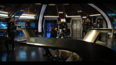 At 2100 hours, the USS Discovery - Star Trek: Discovery